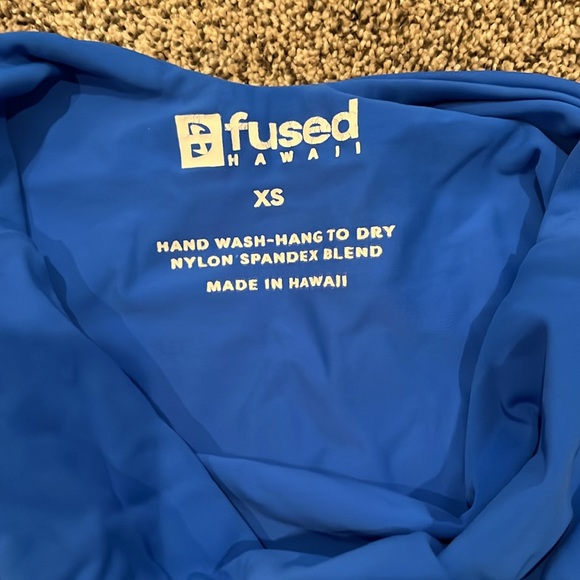 Fused Hawaii one piece - Picture 4 of 4